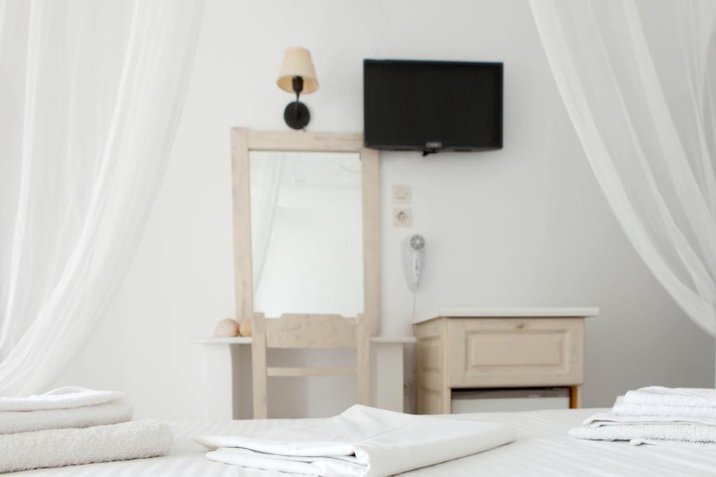 Hotel Begleri Antiparos Town Chambre photo